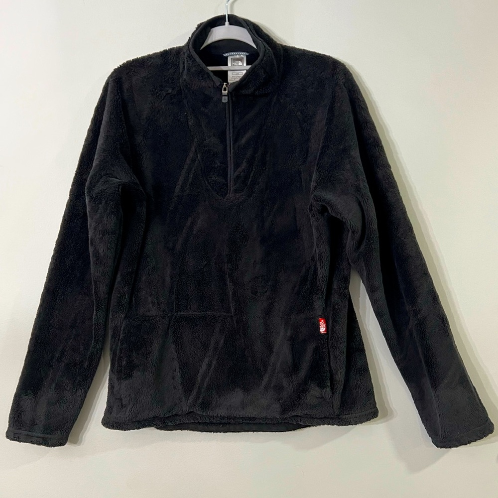 Women’s The North Face Quarter Zip- Up